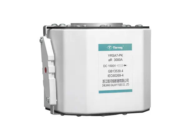 W jaki sposób szybki bezpiecznik kwadratowy poprawia bezpieczeństwo systemu